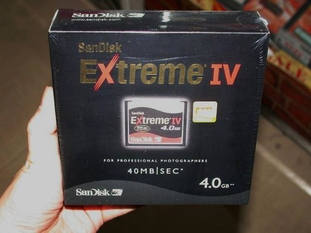 安定した人気を誇るSanDiskExtremeIV