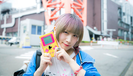 【ネット系女子！】ゲームボーイを使ってサウンドメイク！ チップチューンアーティストTORIENAさん