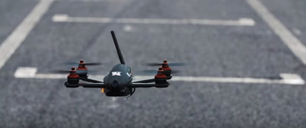 日産、超高速ドローン「GT-R Drone」開発！GT-Rとの対決動画を公開