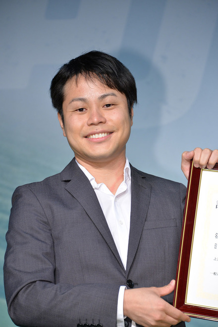 ノンスタイルの井上裕介【写真:竹内みちまろ】