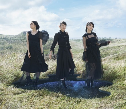 Perfume、「無限未来」フルMV公開！「神々しい」「美しい」などの声多数