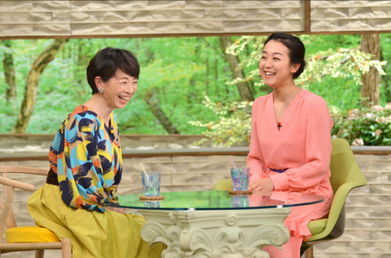 阿川佐和子と浅田真央（c）TBS