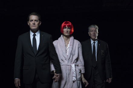 TWIN PEAKS: (C) TWIN PEAKS PRODUCTIONS, INC. (C) 2018 Showtime Networks　Inc.SHOWTIME and related marks are registered trademarks of Showtime Networks Inc.,A CBS Company. All Rights Reserved.