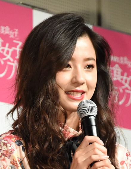 朝比奈彩【撮影:竹内いちまろ】