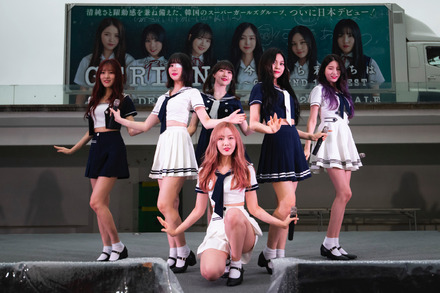 韓国発6人組ガールズグループGFRIEND、日本デビューアルバム発売記念フリーライブを敢行