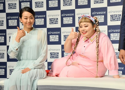 渡辺直美、浅田真央【写真：竹内みちまろ】