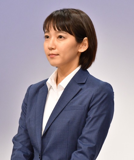 吉岡里帆【写真:竹内みちまろ】