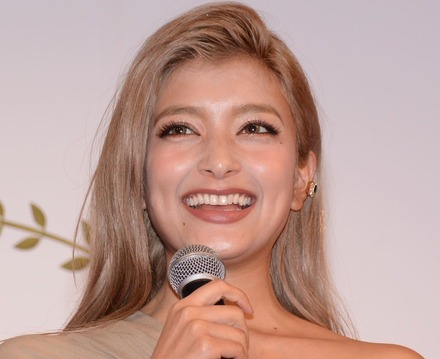 ローラ【写真:鶴見菜美子】