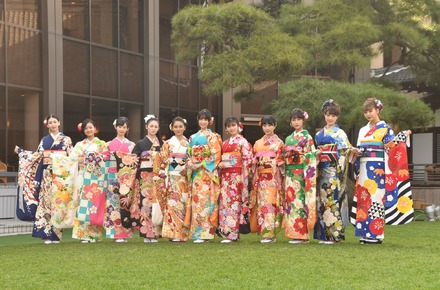 オスカープロモーションの晴れ着撮影会【写真：竹内みちまろ】