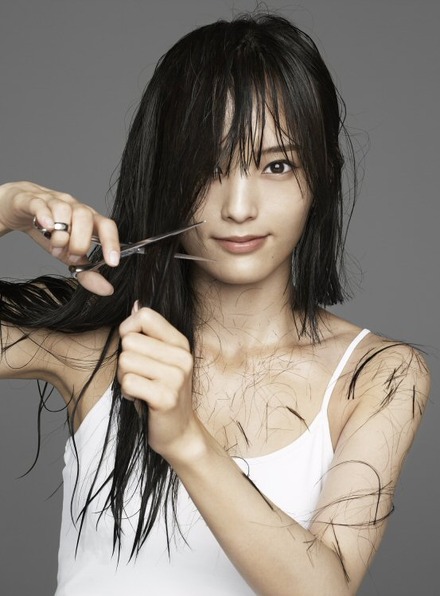 山本彩、ソロツアー開催決定!髪もばっさりカットしイメージ一新