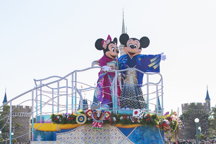 東京ディズニーリゾート、ミッキー&ミニーが着物姿で新年のあいさつ