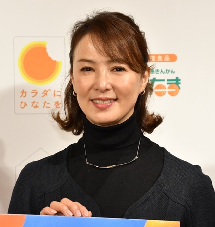 河野景子【写真：竹内みちまろ】