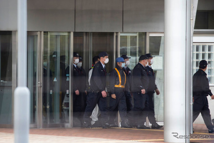 東京拘置所から保釈されたゴーン被告　(c) Getty Images