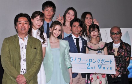 吉沢悠、馬場ふみか、香里奈、立石ケン、森高愛、松原奈佑、南美沙、竹中直人、喜多一郎監督【撮影：小宮山あきの】