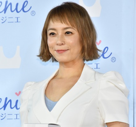 佐藤仁美【写真:竹内みちまろ】
