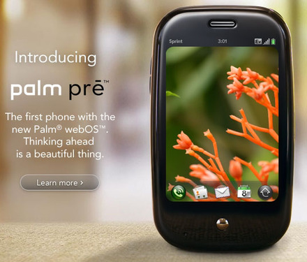 「Palm webOS」を搭載した初めての携帯電話「Palm Pre」