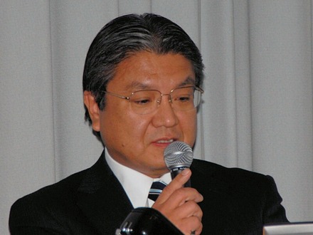九州通信ネットワーク（QTNet）経営企画部長である阿部高己氏