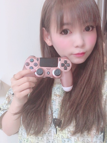 中川翔子、YouTubeチャンネル開設!4時間越えのゲーム実況でデビュー