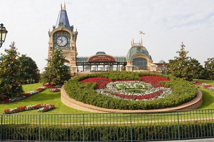 再開した上海ディズニーランド・リゾートのイメージ写真 As to Disney artwork, logos and properties： (C) Disney