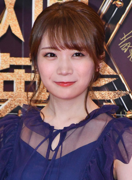秋元真夏【写真:竹内みちまろ】