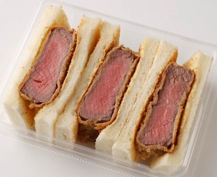 〈西洋銀座〉牛フィレ肉のカツサンド １,３５０円