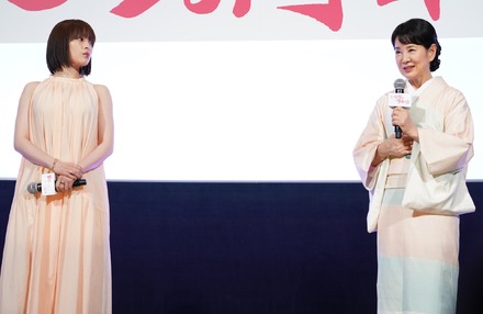 広瀬すず、吉永小百合【写真：竹内みちまろ】