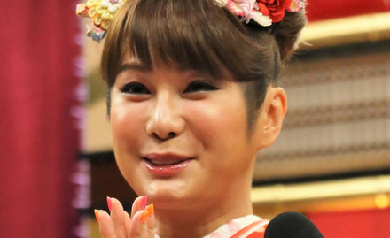はるな愛 悲しい現実を衝撃告白 整形失敗 毛生え薬常用 Rbb Today はるな愛 悲しい現実を衝撃告白 整形失敗 毛生え薬常用 Rbb Today