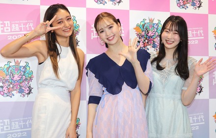 池田美優(みちょぱ)、藤田ニコル、越智ゆらの【撮影：浜瀬将樹】