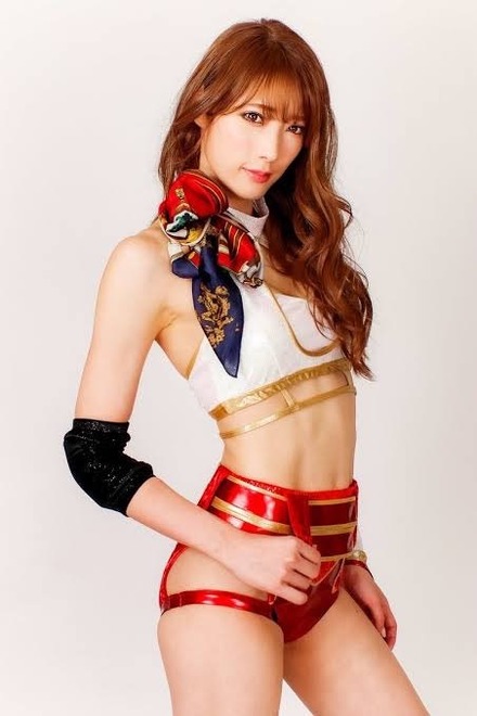 プロレスラー・赤井沙希、自身プロデュースの美容サロンをオープン！