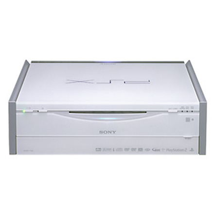 　ソニーマーケティングは4日、同社のHDD搭載DVDレコーダー「PSX」の型番「DESR-7500/5500」を、最新機種「DESR-7700/5700」相当へアップグレードする内容と方法を発表した。