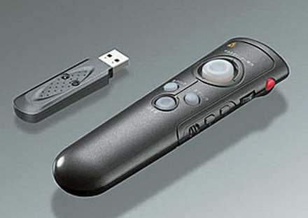 コクヨS＆T、レーザーポインターを搭載したリモコン型USBワイヤレスマウス