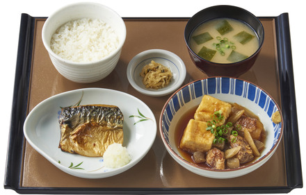 豚バラなんこつ～旨とろ肉豆腐と焼魚の定食