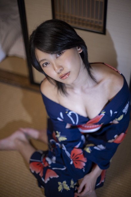 『GB-Gravure Book-Premiere 咲村良子』（c）ソニー・ミュージックエンタテインメント