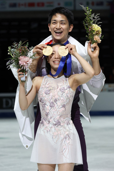 三浦璃来選手と木原龍一選手(Photo by Matthew Stockman - International Skating Union/International Skating Union via Getty Images)