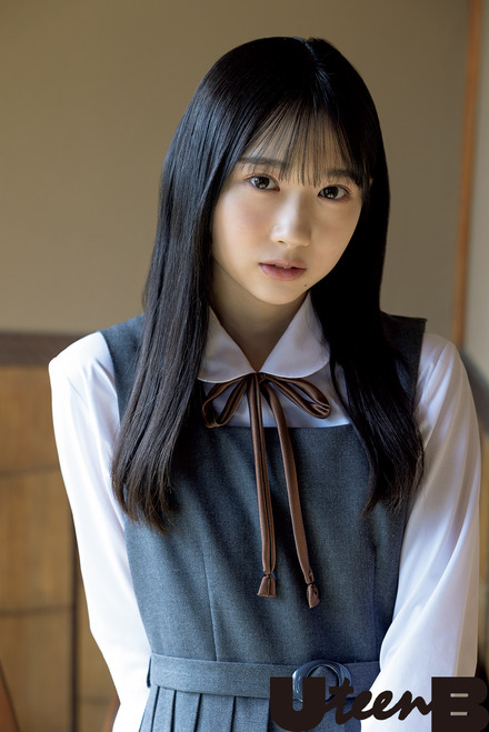 『UteenB NO.2』【誌面カット：菊地姫奈（日向坂46）】　（c）ワニブックス