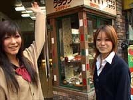 　「山本晋也のランク10国」は、渋谷女子高生流行通信「ガールズモード2」（2005年春取材）の配信を開始した。