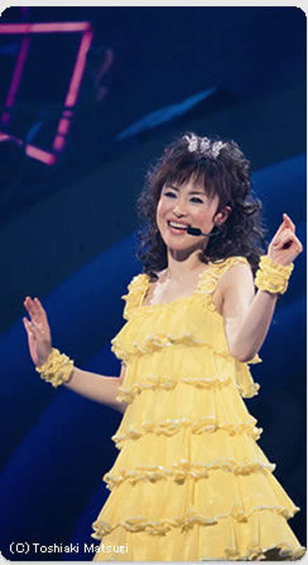 　スカパー！BBでは会員向けに、松田聖子のコンサートツアー「Sunshine」の配信を開始した。同ツアーは昨年実施されたもので、7月4日に行われた最終日・大阪城ホールでのステージ27曲を全曲ノーカットで配信している。提供期間は6月4日まで。