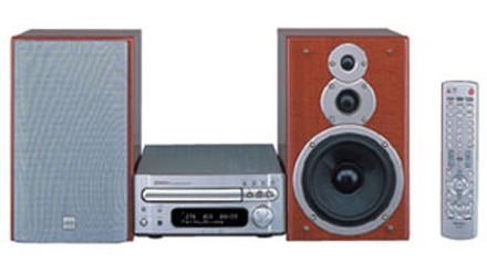　デノン（DENON）は、ハイコンポ・ミニ「ラピシア」の新ラインアップとして、「M33シリーズ」を6月中旬に発売する。このうち「RCD-M33」は、MP3やWMAのオーディオファイルが書き込まれたCD-R/RWの再生に対応しているのが特徴。