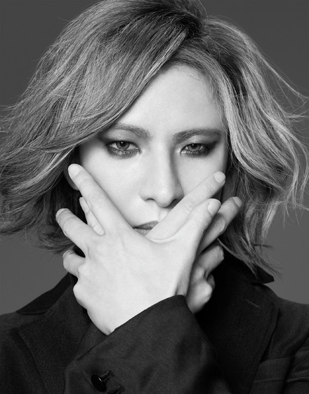 YOSHIKI、涙ながらにHEATHさんへの想いを語る「ロックに見送りたい」