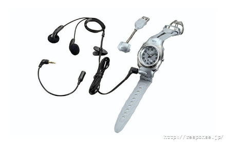 　メルセデス・ベンツは、MP3対応の音楽プレイヤーを内蔵した腕時計を発売した。価格はイギリスで324ポンド（6万4800円）。