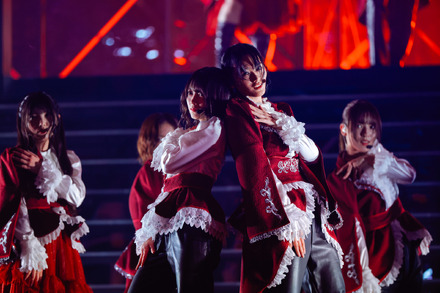 「4th ARENA TOUR 2024 新・櫻前線 -Go on back?- IN 東京ドーム」ライブ写真（撮影：上山陽介）