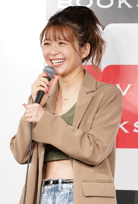 宇野実彩子【写真：竹内みちまろ】