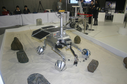中央大学が研究中の月面探査ローバー