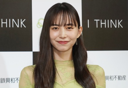 井桁弘恵【写真：竹内みちまろ】