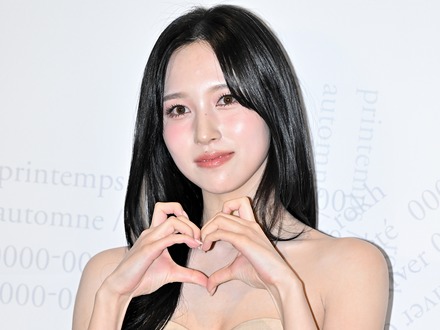 「“お姉さん感”が上がってる…」TWICEミナ、“はっちゃけ姿”も美しすぎてメロメロ「ガチで美しい」【PHOTO】