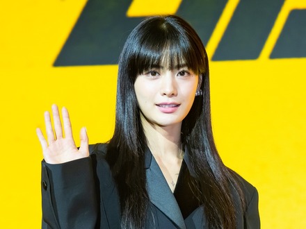 全身タトゥーを刻むも一転、「バカみたい」と除去したナナ　“美肉体”を披露「理想の体」【PHOTO】