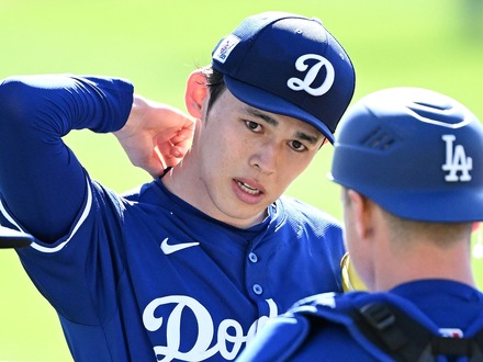 「メジャーの“壁”痛感」「日本では“格別な管理”を受けたが…」佐々木朗希の苦境を韓国も心配「投球内容に懸念」