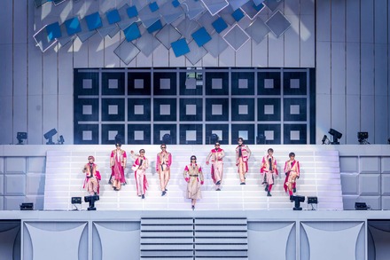 Snow Man初のスタジアムライブ「Snow Man 1st Stadium Live Snow World」