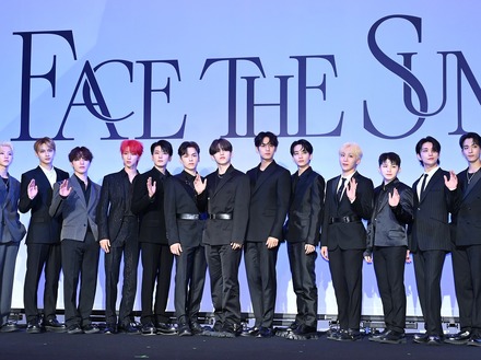 歌って踊って大騒ぎ！SEVENTEEN、バラエティ番組『NANA bnb』の“ドタバタ”民宿ライフ初公開