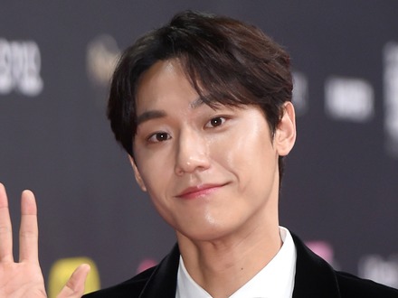 イ・ドヒョン、除隊から始まる“第二の飛躍”――恋人との関係も変わらず、公私ともに迎える全盛期